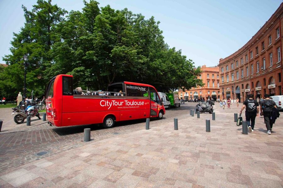 Toulouse: City Sightseeing Tour by Bus with Audio Guide - The Renaissance Hôtel d’Assézat