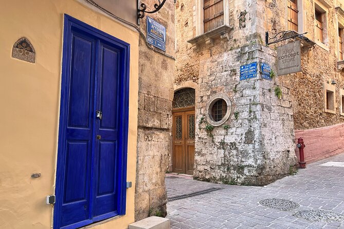 True Love in Chania: Self-Guided Romantic Puzzle Walk - Theotokopoulou and the old town streets