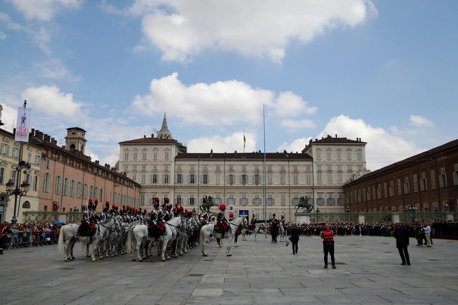 Turin: Entrance ticket for Palazzo Reale & audioguide - The Piano Nobile and Chinese Cabinet