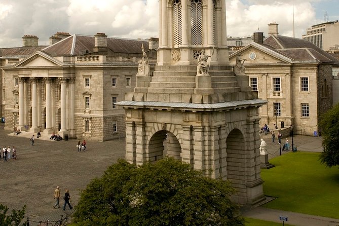 Turtle Bunbury's Dublin: A Self-Guided Audio Tour from a Celebrated Author - From St Stephen’s Green into Dublin’s stories