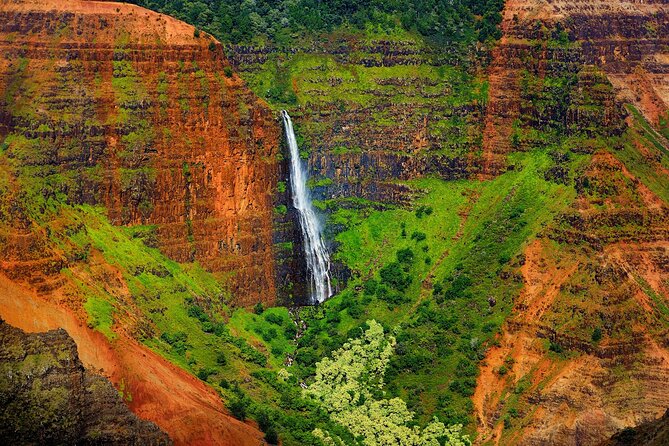 Ultimate Self-Guided Audio Driving Tour of Kauai (Na Pali, Waimea), Hawaii - Kalalau Lookout and the Na Pali Coast