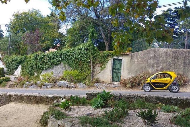 Unforgettable Sintra Tour E-CAR GPS audio-guided route that informs and entertains! - Why Free Parking Matters Here