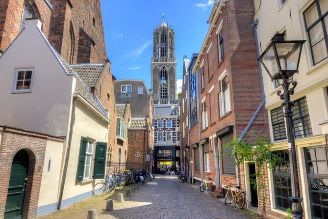 Utrecht Old Town: Medieval Monster Hunt & Walking Tour - Quick take on the Utrecht monster hunt