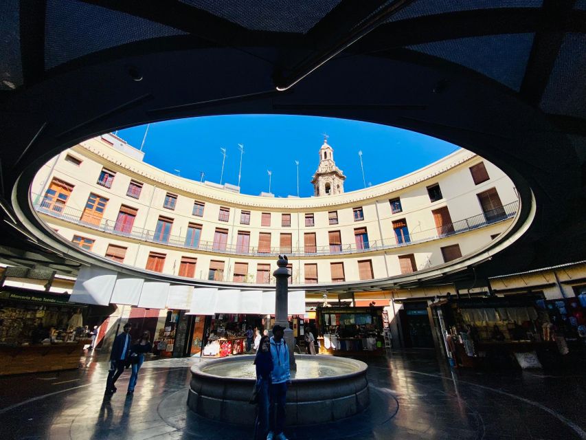 Valencia: 2-in-1 Biking and Walking Audio-Guided Route - Key points at a glance
