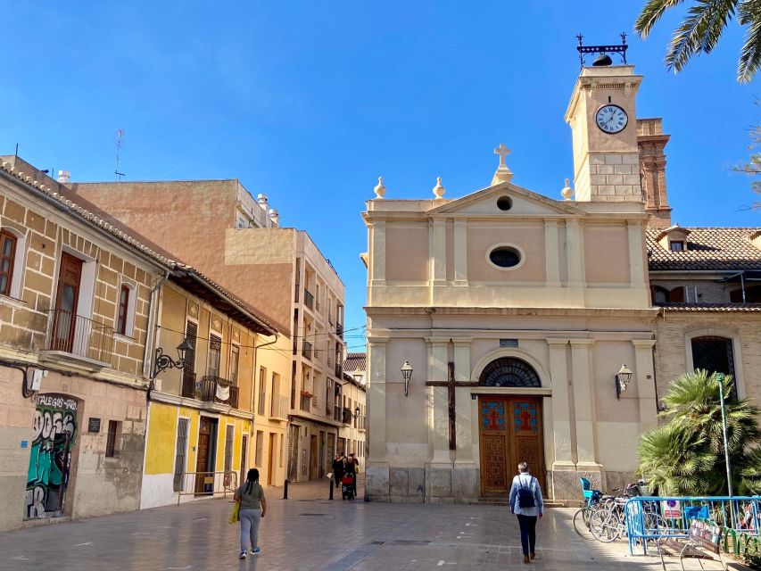 Valencia: 2-in-1 Biking and Walking Audio-Guided Route - Why the eight-day access matters