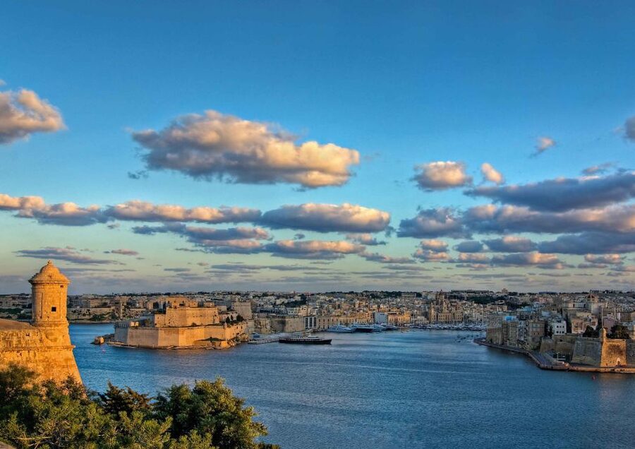 Valletta: Self-Guided Historical Walking Tour (Audio Guide) - Key points at a glance