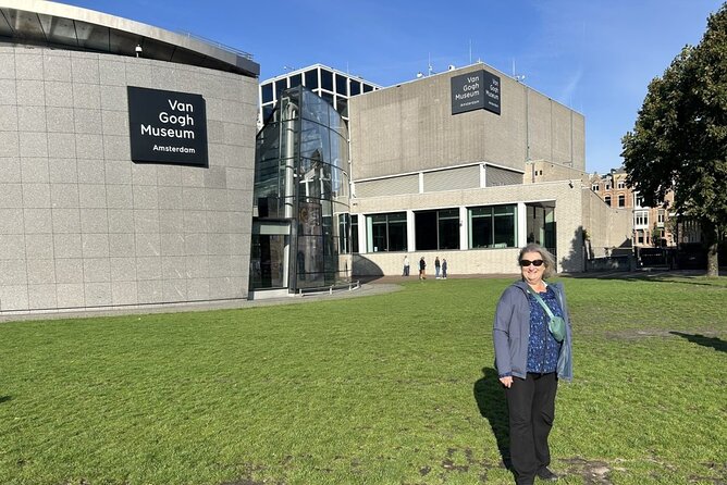 Van Gogh Museum Ticket with Audio Guide and Unlimited Access Time - What the audio guide adds