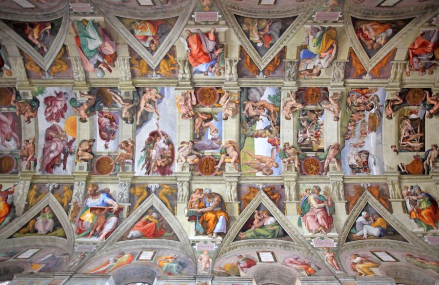 Vatican: St. Peter's Basilica with Audio Guide and Options - Bernini’s Baldachin and the Papal Altar