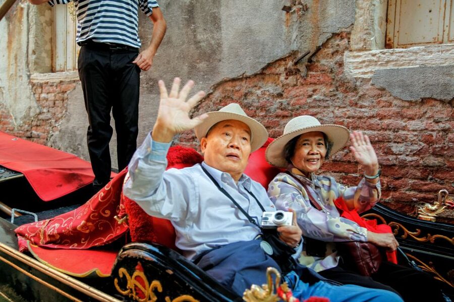 Venice: Gondola Ride with Live Guide or Audio Guide - Is $42 a fair price?