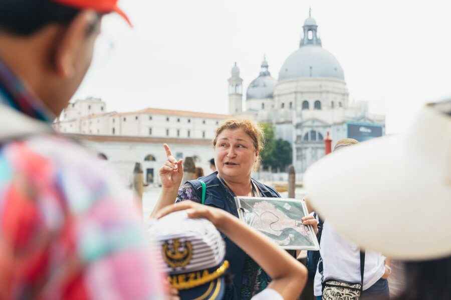 Venice: Grand Canal Gondola Ride with App Commentary - La Fenice and the Grand Canal sights