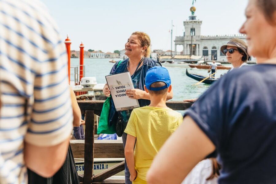 Venice: Grand Canal Gondola Ride with App Commentary - Starting near St. Mark’s Square