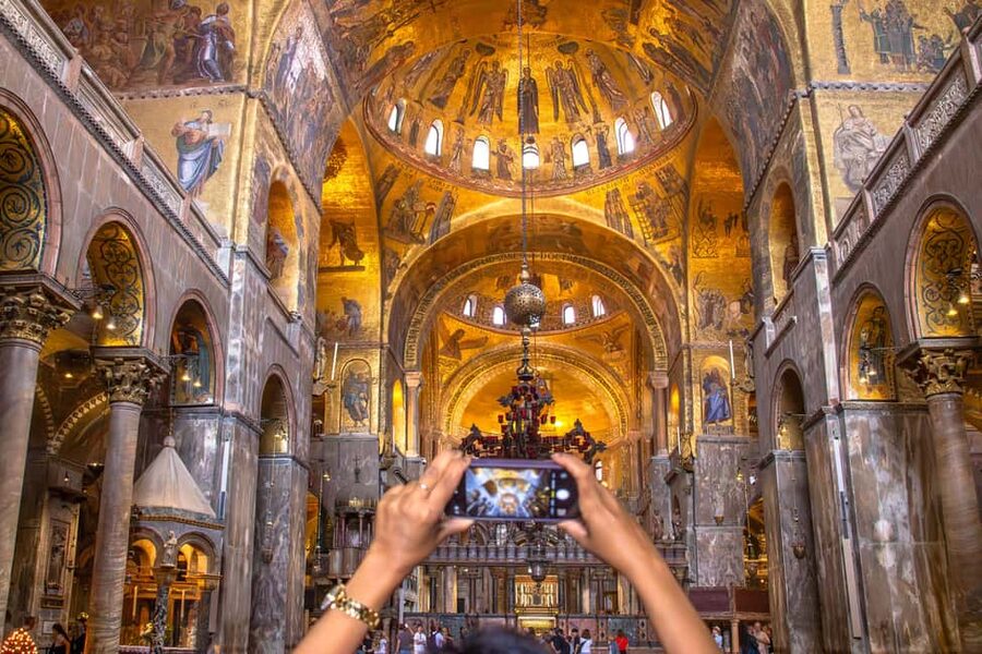 Venice: St. Mark’s Basilica Skip-the-Line Ticket & Audio App - Inside the basilica: gold, stone, and Byzantine design