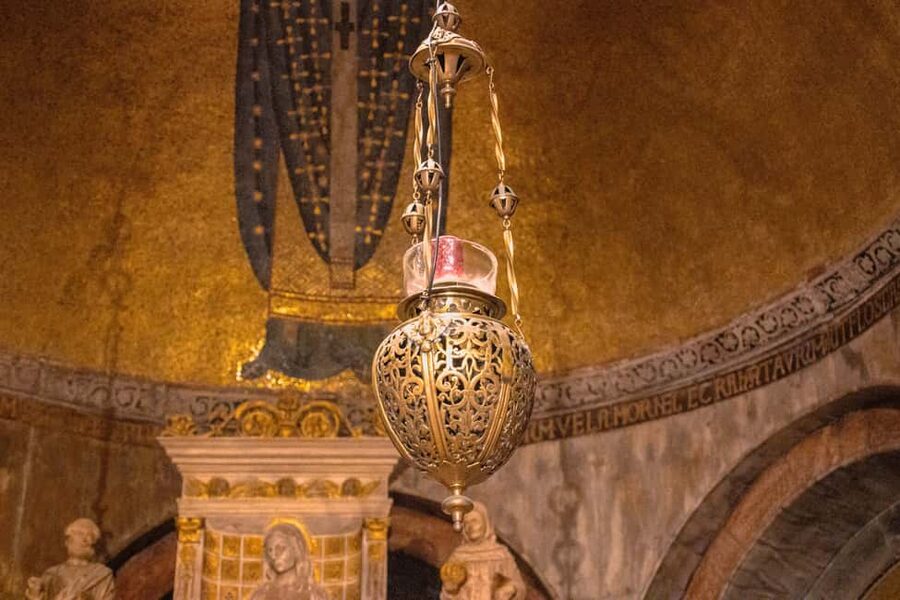 Venice: St. Mark’s Basilica Skip-the-Line Ticket & Audio App - Dress, bags, and access limits