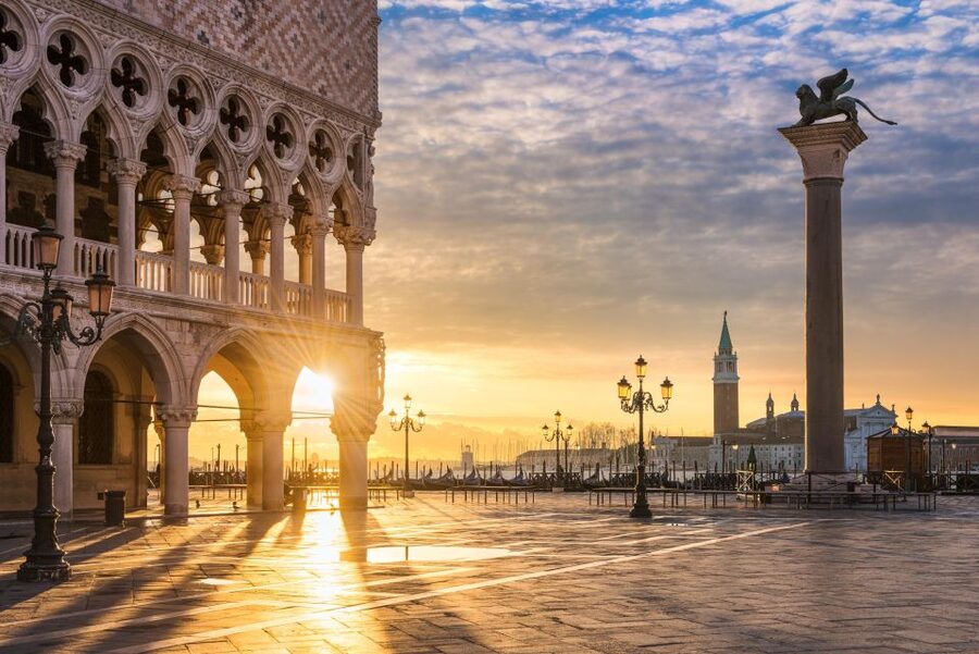 Venice: St. Mark’s Basilica Ticket with Host and Audioguide - Clothing, bags, and entry rules