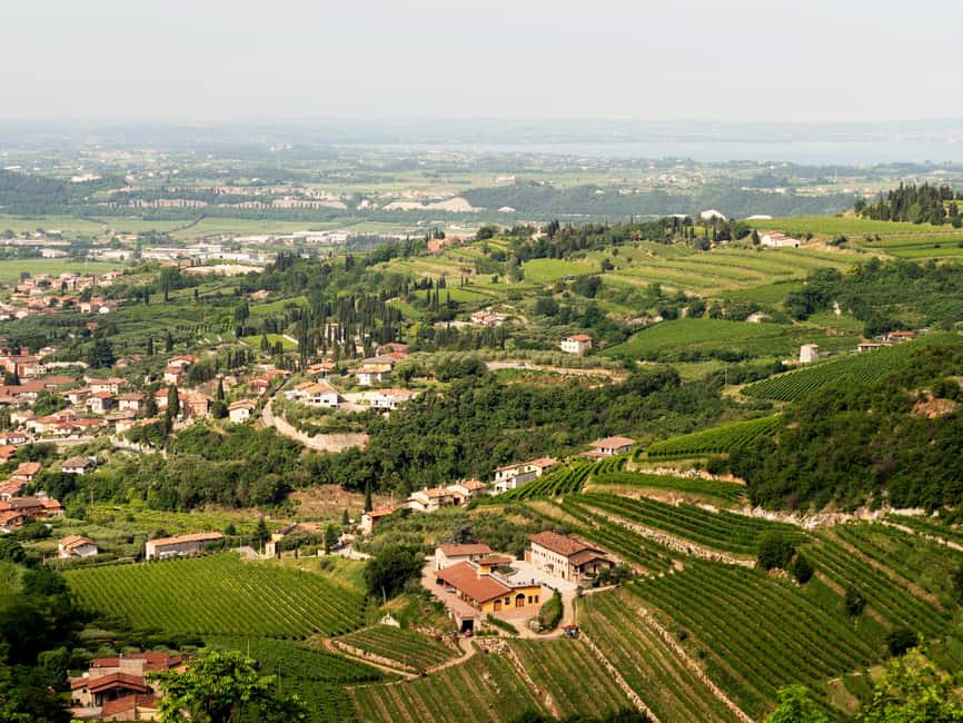 Verona: Valpolicella Wine Self-Guided E-Bike Tour & Tastings - Riding back to Verona
