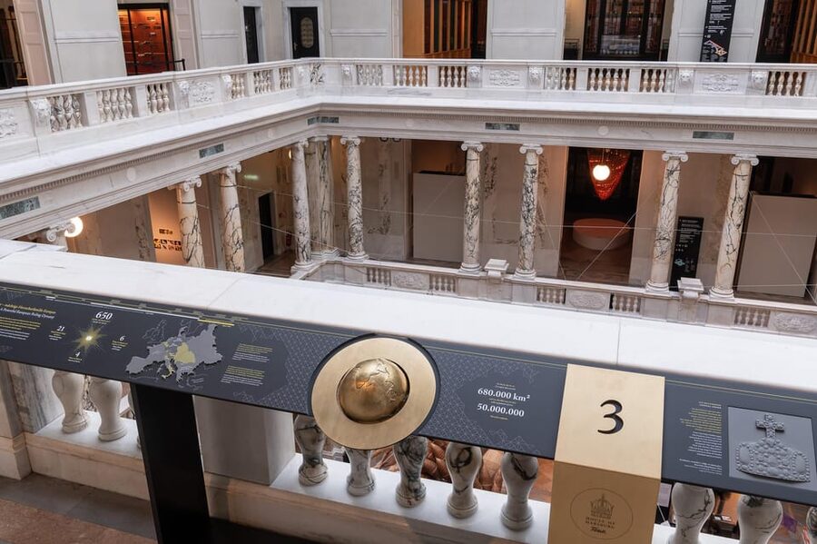Vienna: New Hofburg Palace Audio-Guided Tour & Entry Ticket - How the audio guide shapes the visit