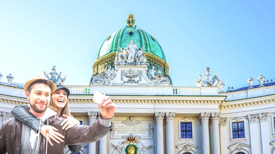 Vienna's Old Town and Attractions Self-Guided Tour Booklet - Ending at St Stephen’s Cathedral