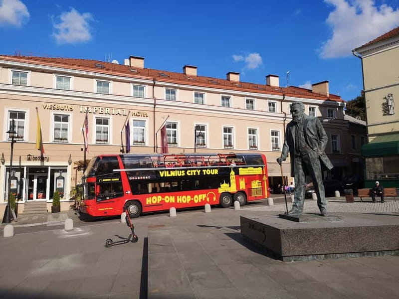 Vilnius: Sightseeing Audio Tour - Passing the KGB Museum and Parliament