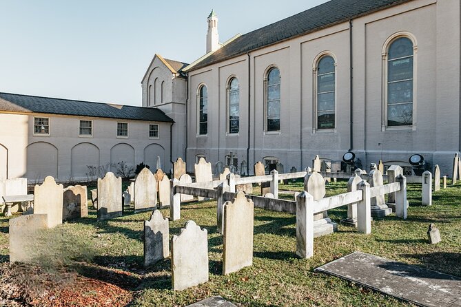 Virginia: Ghosts of Fredericksburg Self-Guided Walking Audio Tour - Starting at 600 Sophia Street