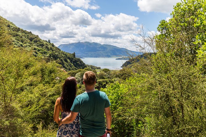 Volcanic Valley Self Guided Walking and Hiking at Waimangu - Price, food, and what you actually get