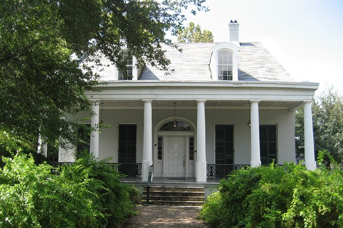 Walking the Tremé: A Self-guided Audio Tour of New Orleans - Louis Armstrong Park and the story of Satchmo