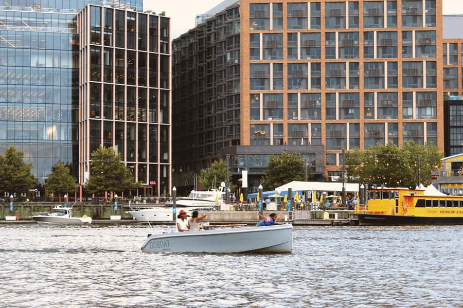 Washington DC: The Wharf Self-Driven Boat Tour with Map - What the self-guided route feels like
