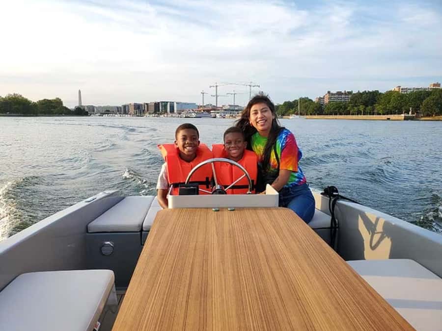 Washington DC: The Wharf Self-Driven Boat Tour with Map - Choosing one, two, or three hours