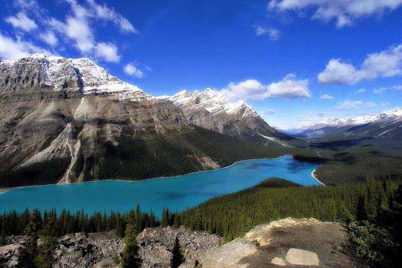 Western Canada Self-Driving Audio Guide English and German - A road guide built for Western Canada