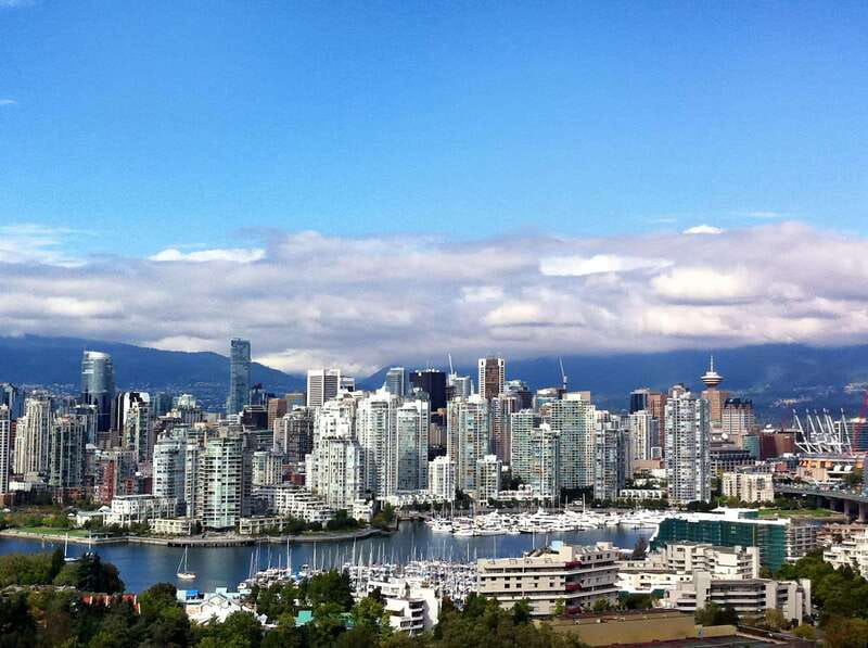 Western Canada Self-Driving Audio Guide English and German - Victoria and British Columbia beyond Vancouver