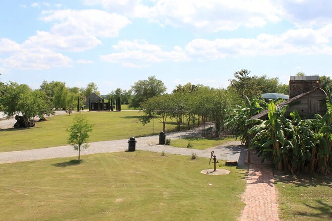 Whitney Plantation Tour with Transportation - Using the narrated audio guide