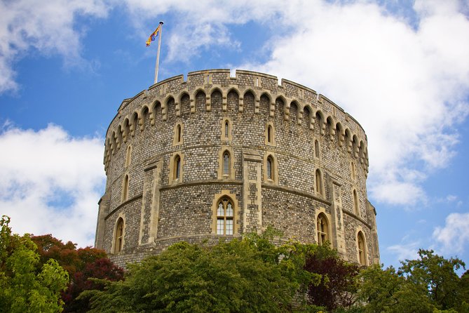 Windsor Castle Tour from London with Transportation & Audio Guide - Queen Mary’s Dolls’ House