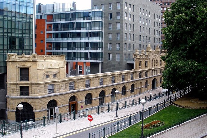 Year of Love in Bilbao: Self-Guided Romantic Puzzle Quest - The Guggenheim without a museum timetable
