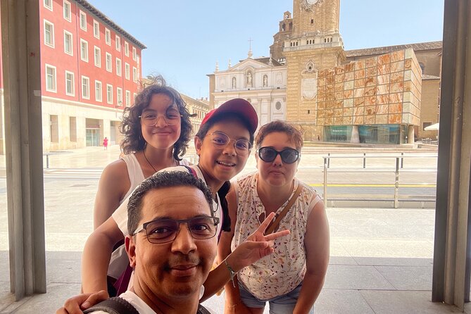 Zaragoza Scavenger Hunt and Sights Self-Guided Tour - The Basilica de Nuestra Señora del Pilar